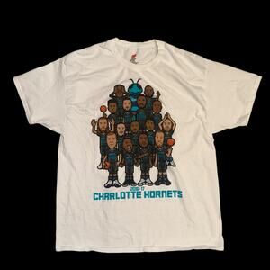 Charlotte Hornet 2016-17 Men's Sz XL Team Characters Art Basketball NBA T-Shirt